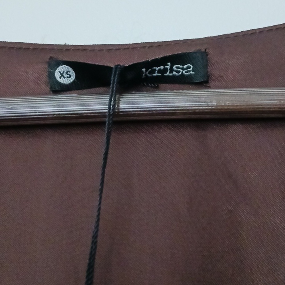 NWT Krisa Puff Sleeve Wrap Dress in Cocoa - Picture 4 of 9